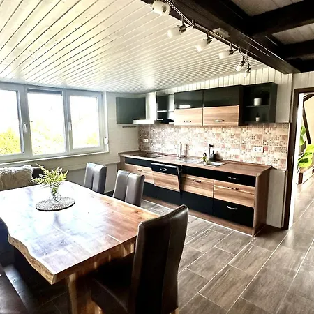 Lumi Living * Schlüsselfeld